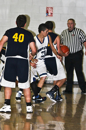 lrIACSvarsityBasketballHOMEgame-232