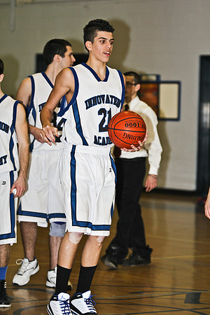 lrIACSvarsityBasketballHOMEgame-372