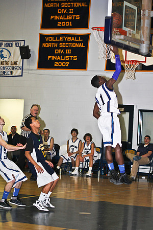lrIACSvarsityBasketballHOMEgame-295
