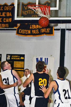 lrIACSvarsityBasketballHOMEgame-326
