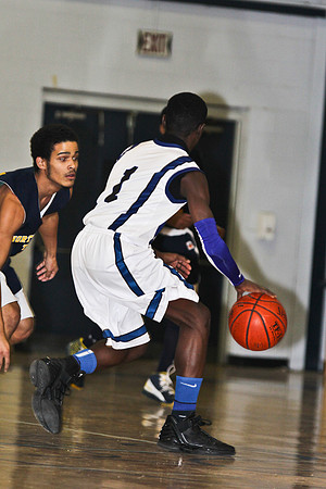 lrIACSvarsityBasketballHOMEgame-47
