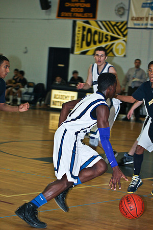 lrIACSvarsityBasketballHOMEgame-350