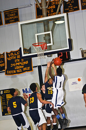 lrIACSvarsityBasketballHOMEgame-267