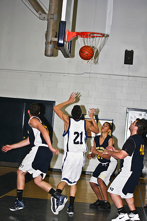 lrIACSvarsityBasketballHOMEgame-174