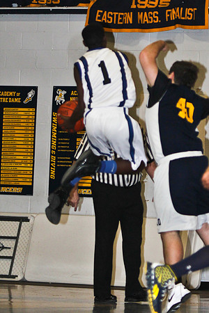 lrIACSvarsityBasketballHOMEgame-257