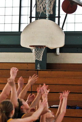 lrIACSgirls5&6Basketball-80