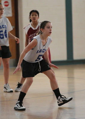 lrIACSgirls5&6BasketbalGAME2-71