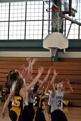 lrIACSgirls5&6Basketball-79