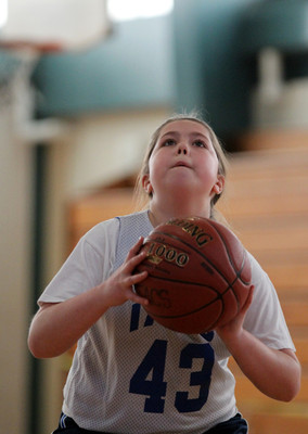 lrIACSgirls5&6BasketbalGAME2-28