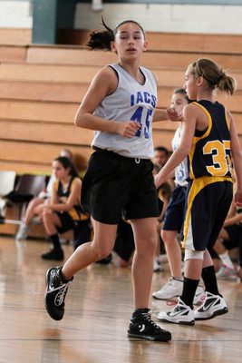 lrIACSgirls5&6Basketball-82