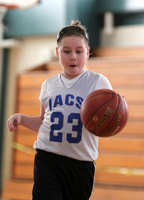 lrIACSgirls5&6BasketbalGAME2-8