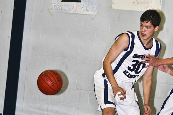 lrIACSvarsityBasketballHOMEgame-141