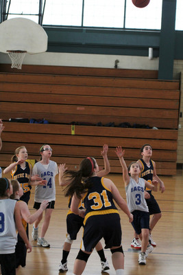 lrIACSgirls5&6Basketball-68
