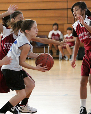 lrIACSgirls5&6BasketbalGAME2-42