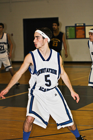 lrIACSvarsityBasketballHOMEgame-200