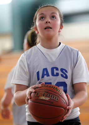 lrIACSgirls5&6BasketbalGAME2-23