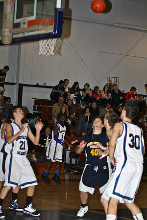 lrIACSvarsityBasketballHOMEgame-217