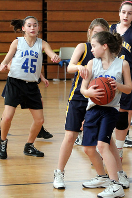 lrIACSgirls5&6Basketball-131
