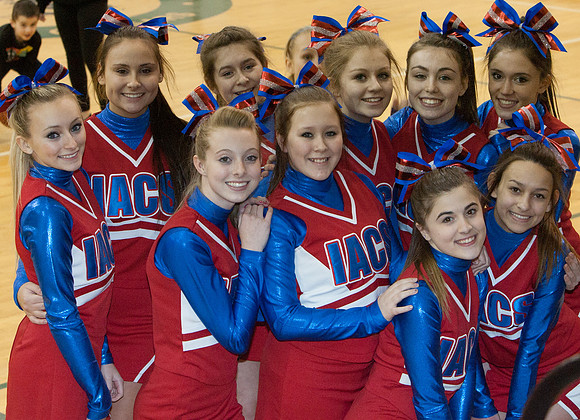 lrCheer2014-0699-2