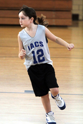 lrIACSgirls5&6Basketball-59