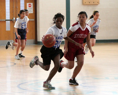 lrIACSgirls5&6BasketbalGAME2-51