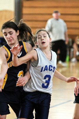 lrIACSgirls5&6Basketball-74