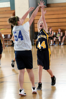 lrIACSgirls5&6Basketball-96