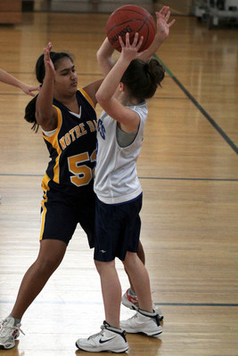 lrIACSgirls5&6Basketball-50