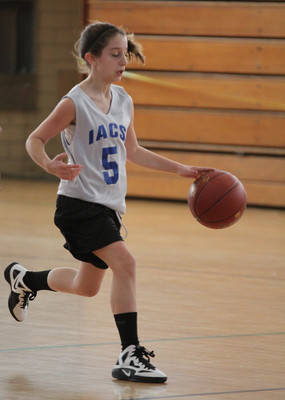 lrIACSgirls5&6BasketbalGAME2-68