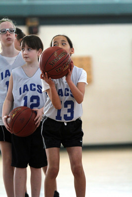lrIACSgirls5&6Basketball-10