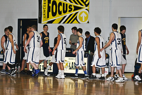 lrIACSvarsityBasketballHOMEgame-366
