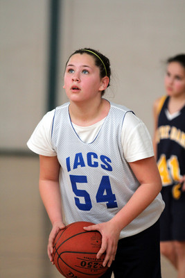 lrIACSgirls5&6Basketball-212