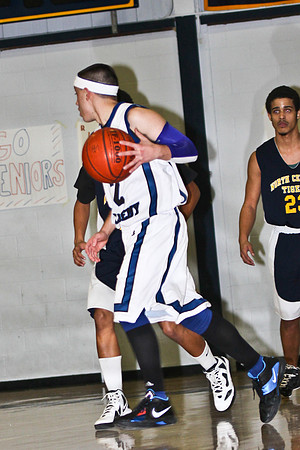 lrIACSvarsityBasketballHOMEgame-266