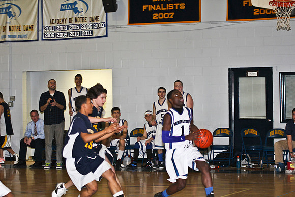 lrIACSvarsityBasketballHOMEgame-357