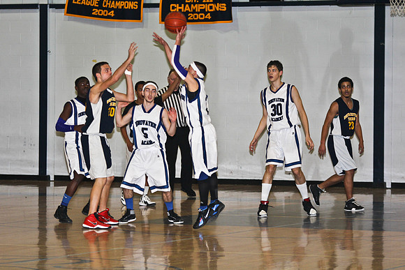 lrIACSvarsityBasketballHOMEgame-246