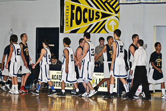 lrIACSvarsityBasketballHOMEgame-368