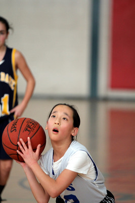 lrIACSgirls5&6Basketball-205