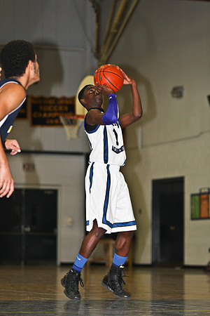 lrIACSvarsityBasketballHOMEgame-314