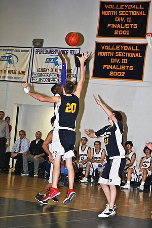 lrIACSvarsityBasketballHOMEgame-307