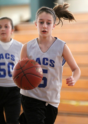 lrIACSgirls5&6BasketbalGAME2-9