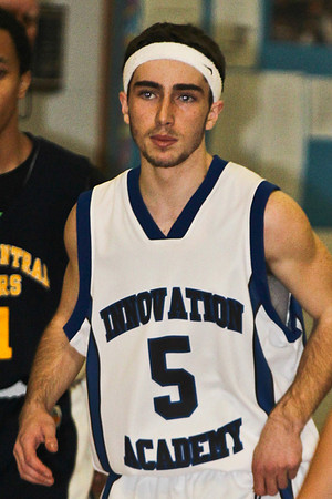 lrIACSvarsityBasketballHOMEgame-99