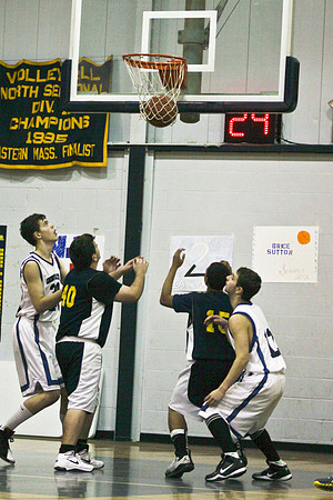 lrIACSvarsityBasketballHOMEgame-261
