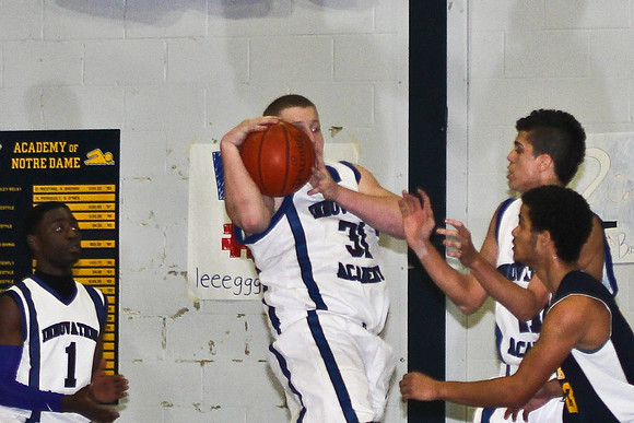 lrIACSvarsityBasketballHOMEgame-92