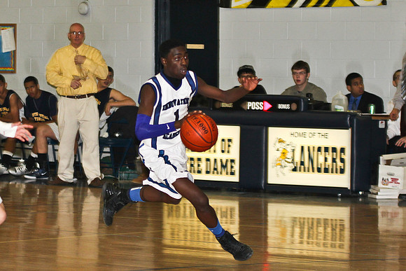 lrIACSvarsityBasketballHOMEgame-303