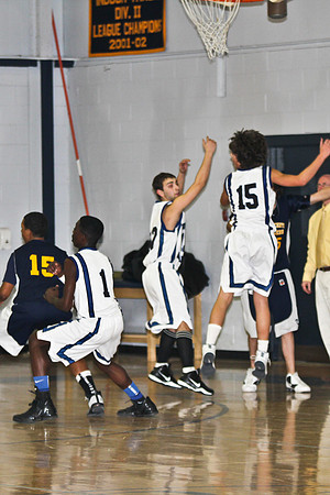 lrIACSvarsityBasketballHOMEgame-354