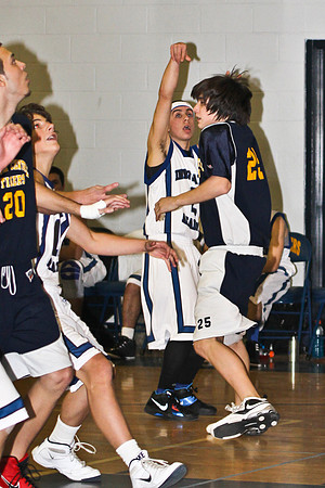 lrIACSvarsityBasketballHOMEgame-284