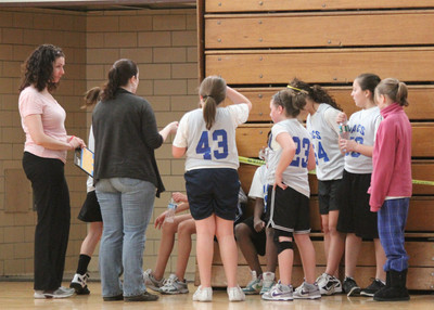 lrIACSgirls5&6BasketbalGAME2-93