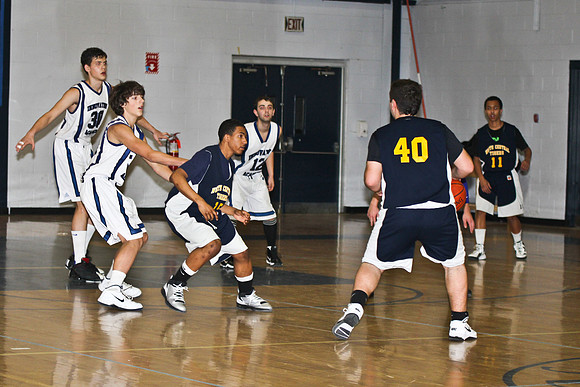 lrIACSvarsityBasketballHOMEgame-272