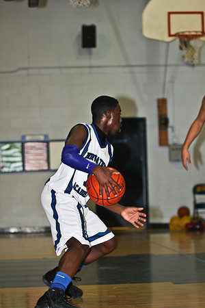 lrIACSvarsityBasketballHOMEgame-337