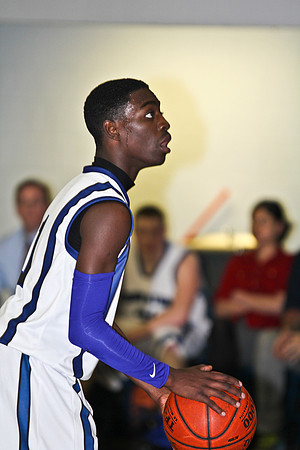 lrIACSvarsityBasketballHOMEgame-256